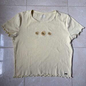 Hollister Yellow Sunflower Embroidered Baby Tee (Small)
